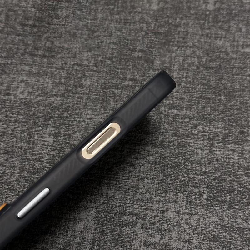 Matte Magnetic Phone Case for iPhone 16 Pro 15 13 14 Pro Max Magsafe Wireless Charge Frosted Back Metal Lens Frame Buttons Cover
