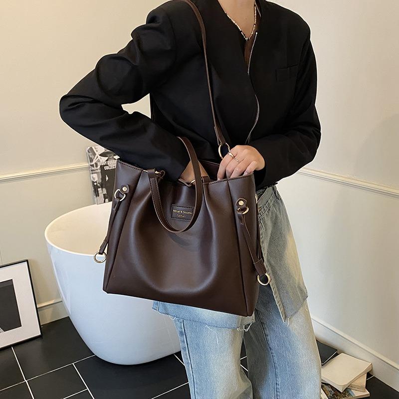 Versatile Commuter Large-capacity Shoulder Bag Women's New Fashion Tote Bag College Student Class Bag