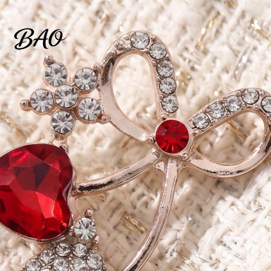 Metal Brooch Pin Bling Rhinestone Bow Pin, Love Heart Bowknot Lapel Vintage Women Jewelry Accessory for Dresses Coats Sweaters