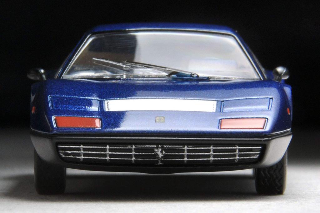 Tomica Limited Vintage Neo Ferrari 365 GT4 BB Finished Model 1/64 TLV-NEO Blue/Black