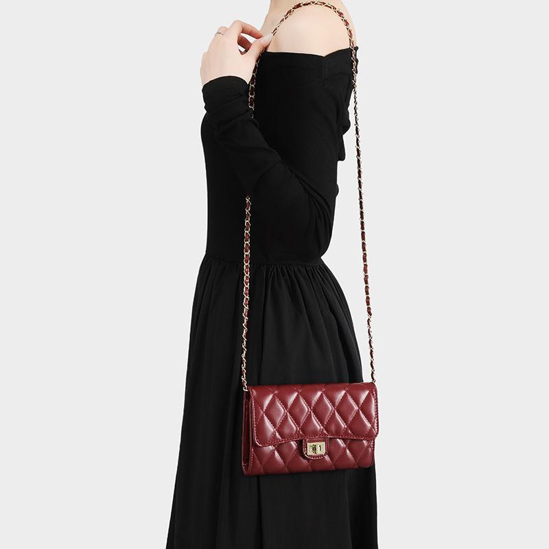 Korean Style Quilted Chain Bag - Women's 2025 Trendy Small Square Crossbody Bag for Elegant, Fashionable Looks