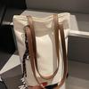 Fashion Underarm Bag Simple Large Capacity Bucket Bag 2025 New Niche Casual Shoulder Bag Textured Handbag