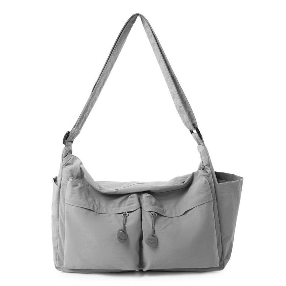 Lightweight Large Capacity nylon Multipurpose Storage Bag for Daily Use