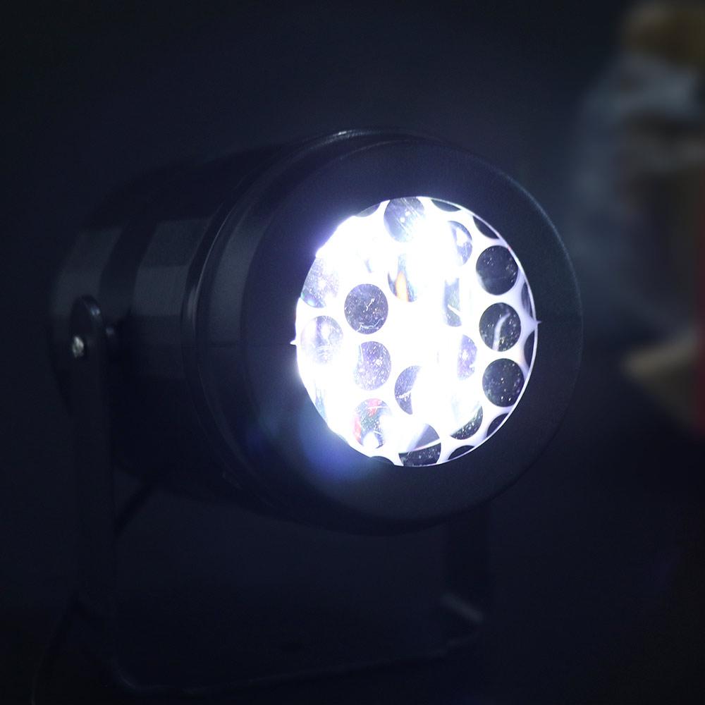 Waterproof Design LED Snowflake Projector Light LED Technology Rotating Patterns Laser Projector Light Yard Decor