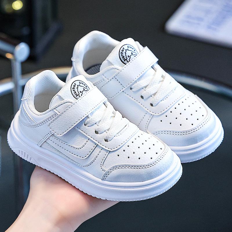 Children's Little White Shoes Soft Sole Kindergarten Boys and Girls White Sports Shoes Breathable Mesh Board Shoes Baby Little White Shoes