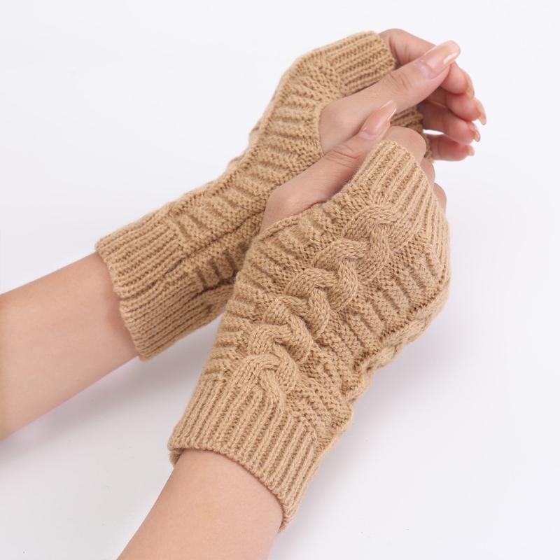 1 Pair Acrylic  Unisex Comfortable Short Figure 8 Twist Half Fingerless Gloves for Typing for Men and Women