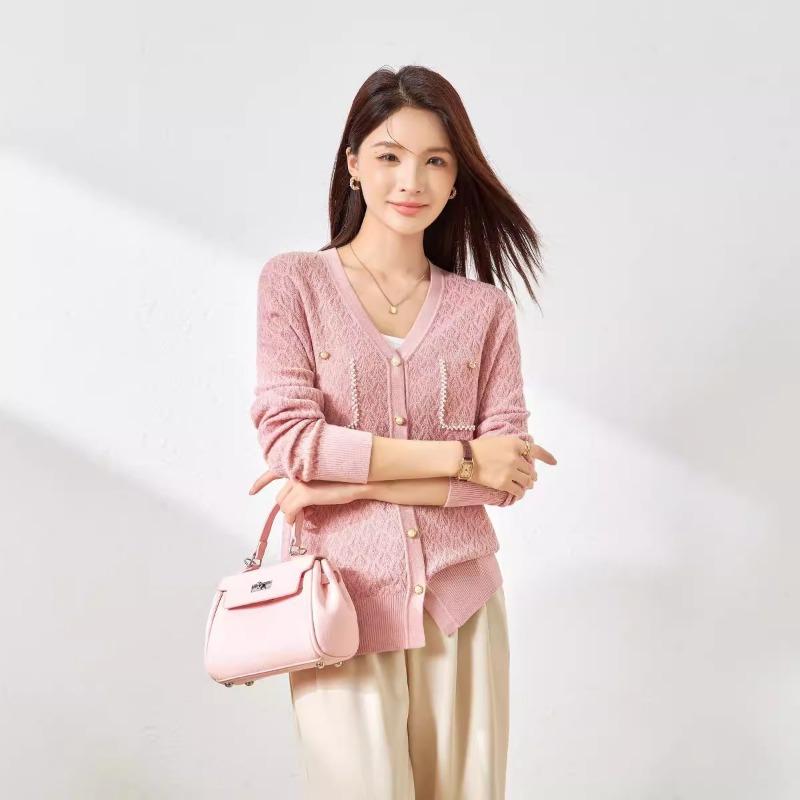 

Rhombus grid jacquard knitted cardigan jacket top women s new long-sleeved silk wool blended chicken heart collar top autumn 120 (120-67.5 kg) розовый