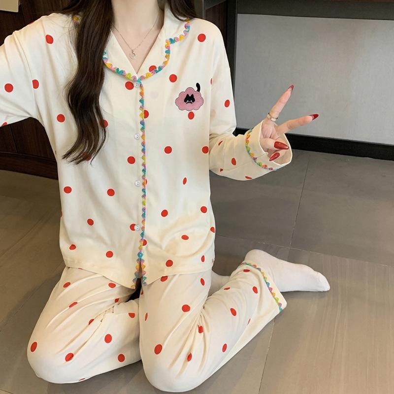 Roter gepunkteter Pyjama Damen High-End Frühling und Herbst Cartoon Muschel bestickter Rand Langarm Loungewear Set