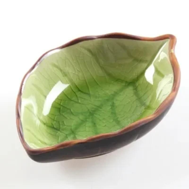 Kitchen Bowl Kitchen Tool Dish Creative Ice Crack Glaze Leaf Ceramic Seasoning Soy Sauce Vinegar Small Plates 10*7.5*3cm