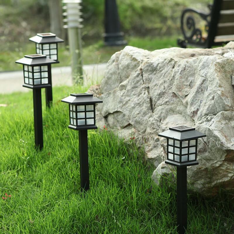 Lampe d'extérieur solaire à LED Shufujia pour pelouse