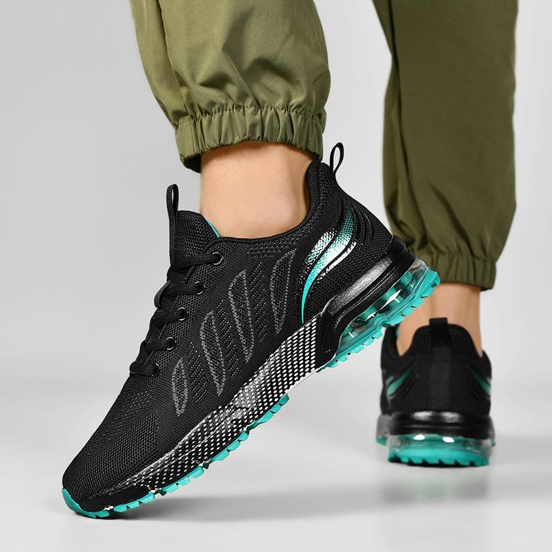 Men's breathable fashion four seasons casual sneakers light soft-sole outdoor speed running shoes students racing sports shoes