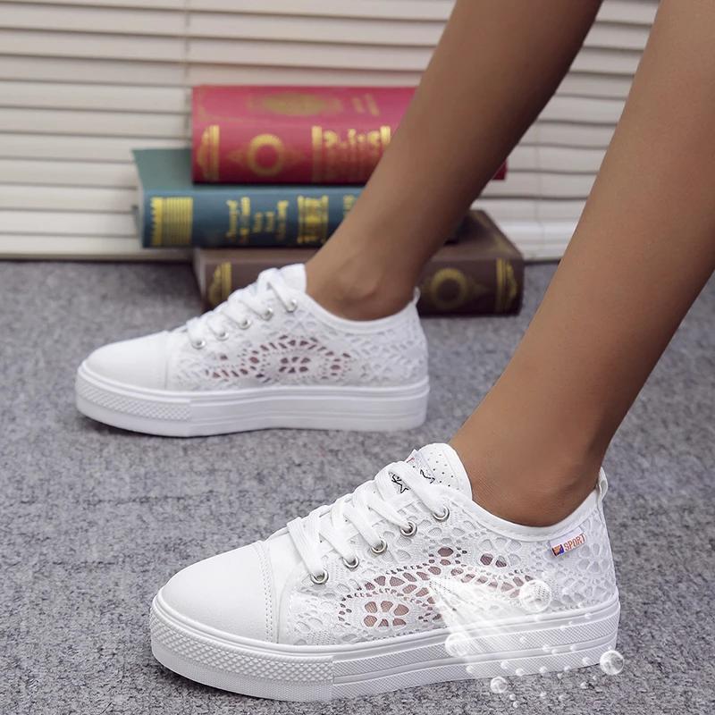 Fashion Women Shoes 2025 Fashion Summer Casual White Shoes Cutouts Lace Canvas Hollow Breathable Platform Flat Shoes Woman Sneakers