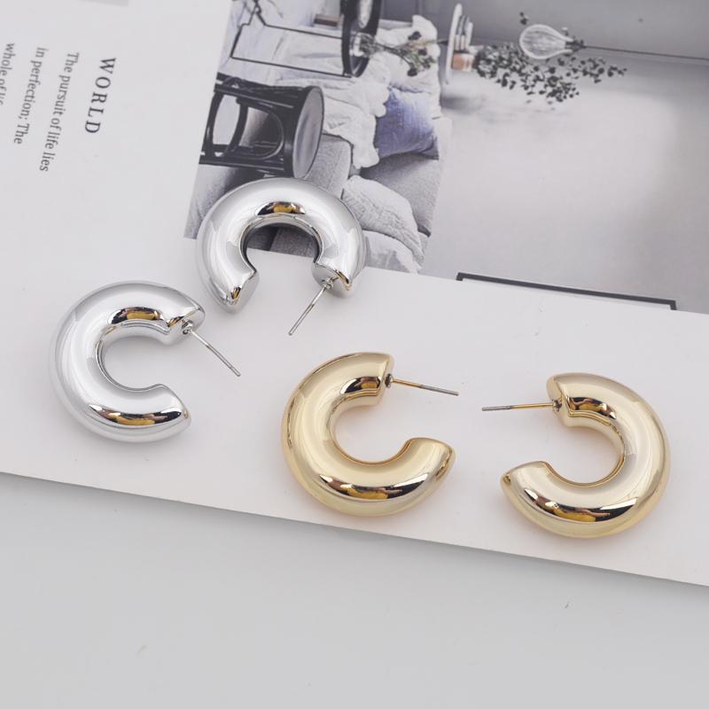 New Trendy Solid C-shaped Stud Earrings Exquisite Women's Geometry Small Earrings Personality European Rock Ear Decor Aretes
