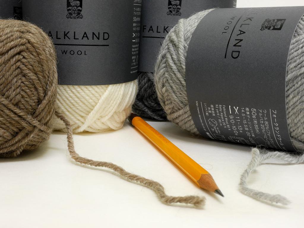 DARUMA Falkland Wool Extra Set of 5 Yarn, Thick, Col. 5, Grey, 50g, Approx. 85m, Balls, 01-5760