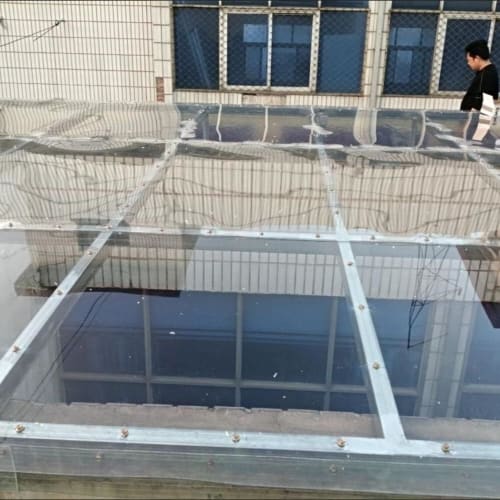 Clear Acrylic Sheet, 1mm Polycarbonate Sheet, High Impact and Shatterproof Plastic Sheet, 2mm Thick, for Outdoor Garden and Greenhouse Covering, Outdo