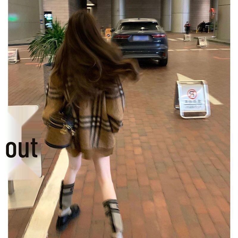 Women's Retro Plaid Knit Cardigan - Autumn/Winter Loose Fit Korean Style Sweater Coat