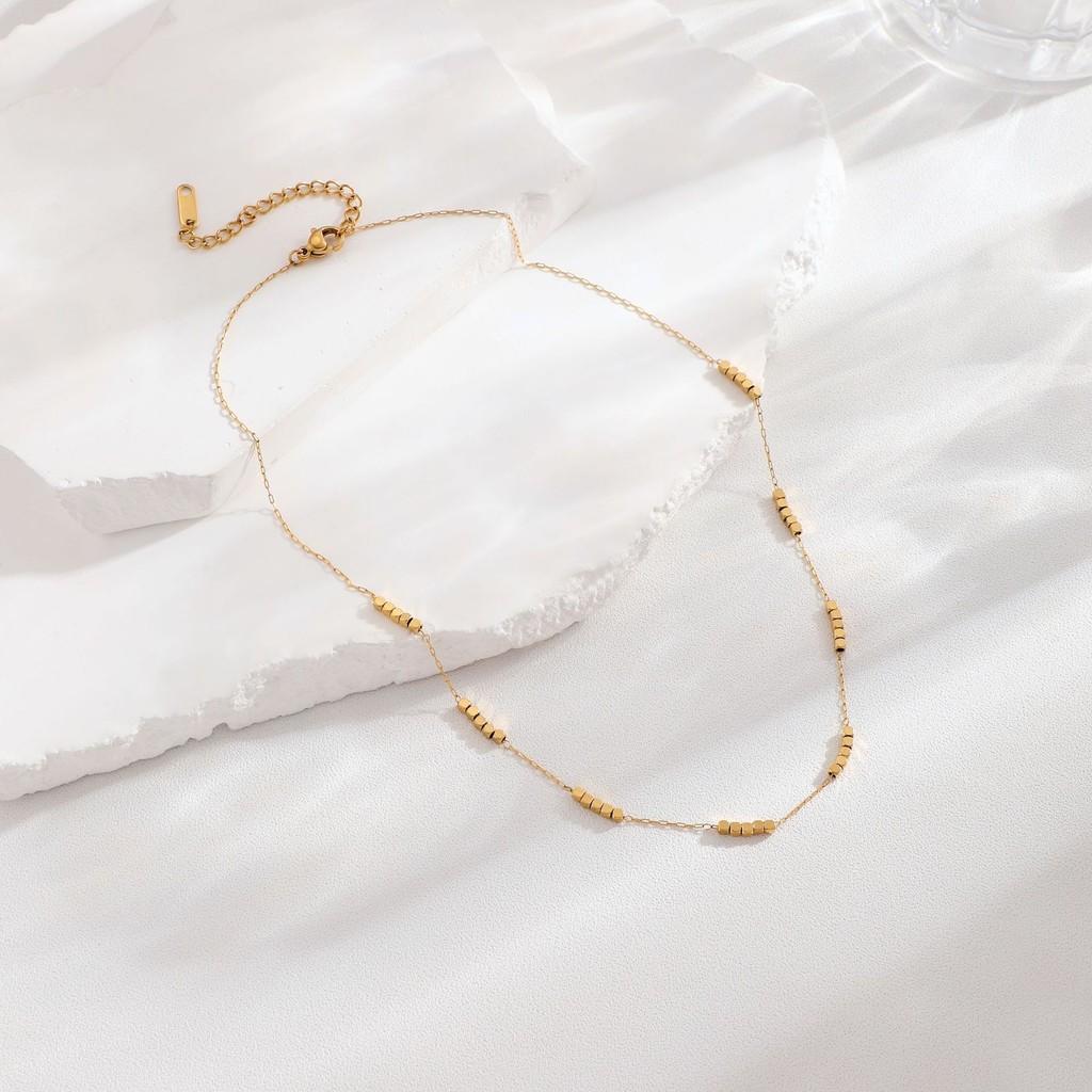 Chic Geometric Design Titanium Steel Choker Necklace In Luxurious Gold And Silver