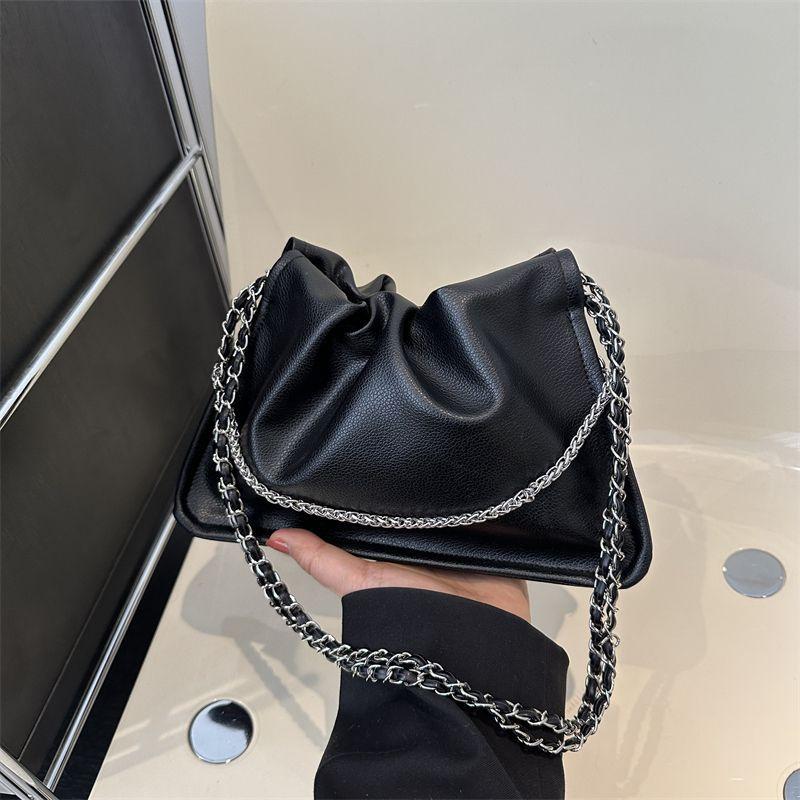 Niche pleated bag women's summer 2025 new trendy Korean retro chain underarm bag versatile shoulder messenger bag
