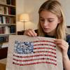 Zestaw do haftu Czerwony Biały Kwiatowy Zestaw do haftu z okazji 250. rocznicy USA Zestaw do haftu ściegami kwiatowymi Patriotyczny projekt rękodzielniczy dla początkujących Miłośnicy rękodzieła