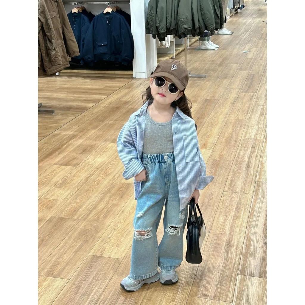 Jeans alla Moda Freschi e alla Moda per Bambine Primavera ed Estate Design con Buchi per Bambini Piccoli