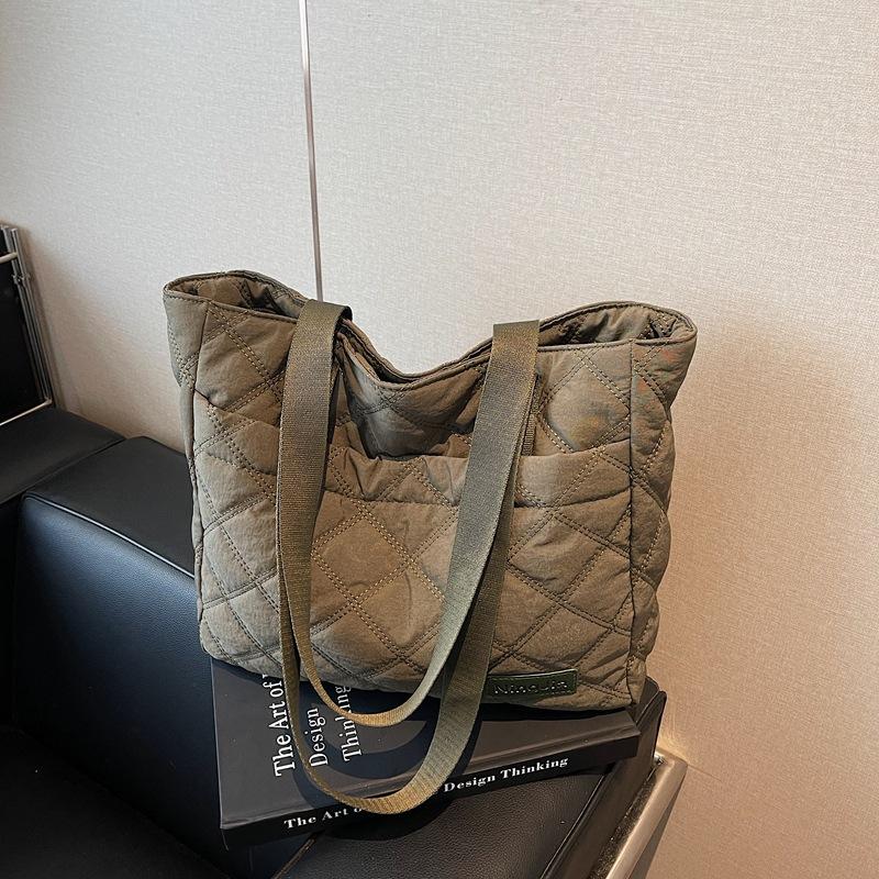 Rhombus Cotton Clothing Bag Autumn and Winter New Fashion Women's Bag Commuter Shoulder Armpit Bag Large Capacity Tote Bag