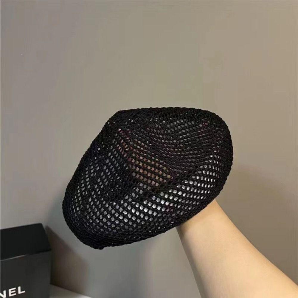 

Korean Version Knitted Painter Caps Thin Pumpkin Hat Portable Hollow Berets Travel чорний