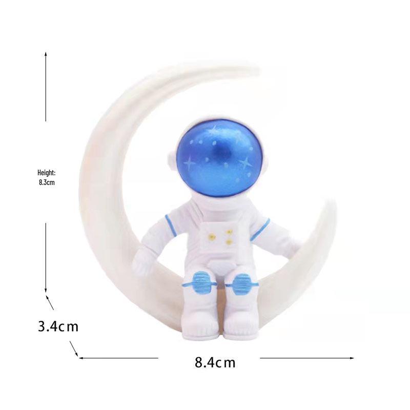 Creative Astronaut Desktop Figurine - Space Pilot Ornament