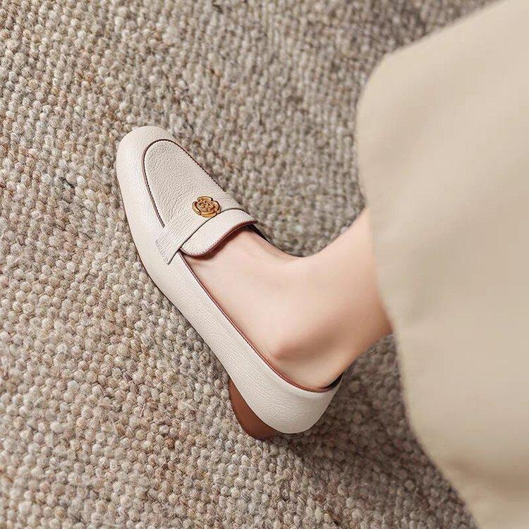 

Retro soft leather thick heel single shoes women s 2025 new one-pedal French lightweight soft-soled leather shoes temperament fashion women s shoes 40