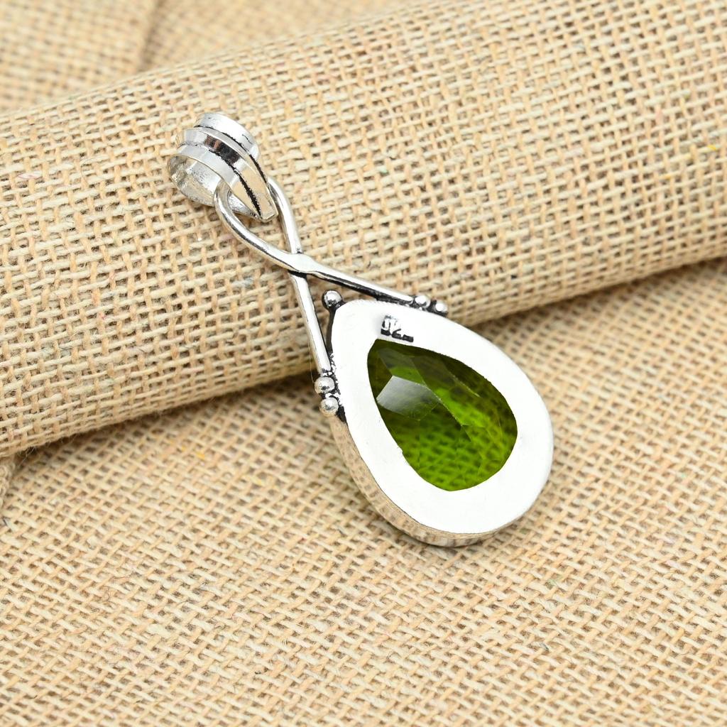 Peridot Gemstone Solid 925 Sterling Silver Handmade Excellent Pendant Jewelry