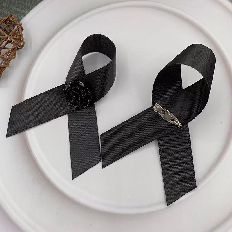 

Елегантний Жіночий Одяг Плед Камелія Брошки Значки Класична Леді Висока Якість Партійні Весільні Шпильки Аксесуари