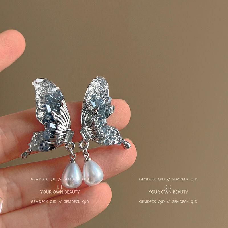 French Retro Zircon Pearl Stud Earrings - Elegant, Versatile Light Luxury Design for Women