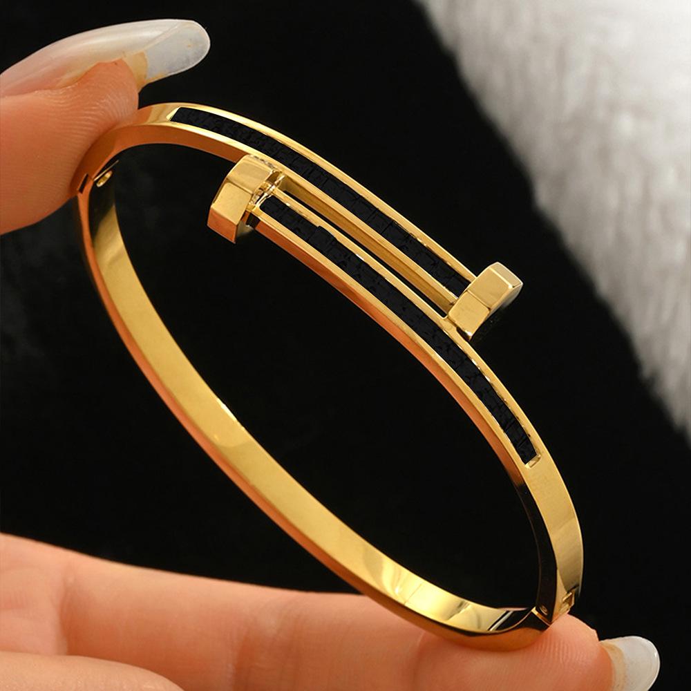 18K Gold Edelstahl Mode Armreifen - Europäischer & Amerikanischer Bestseller, Anlaufbeständiger Schmuck.