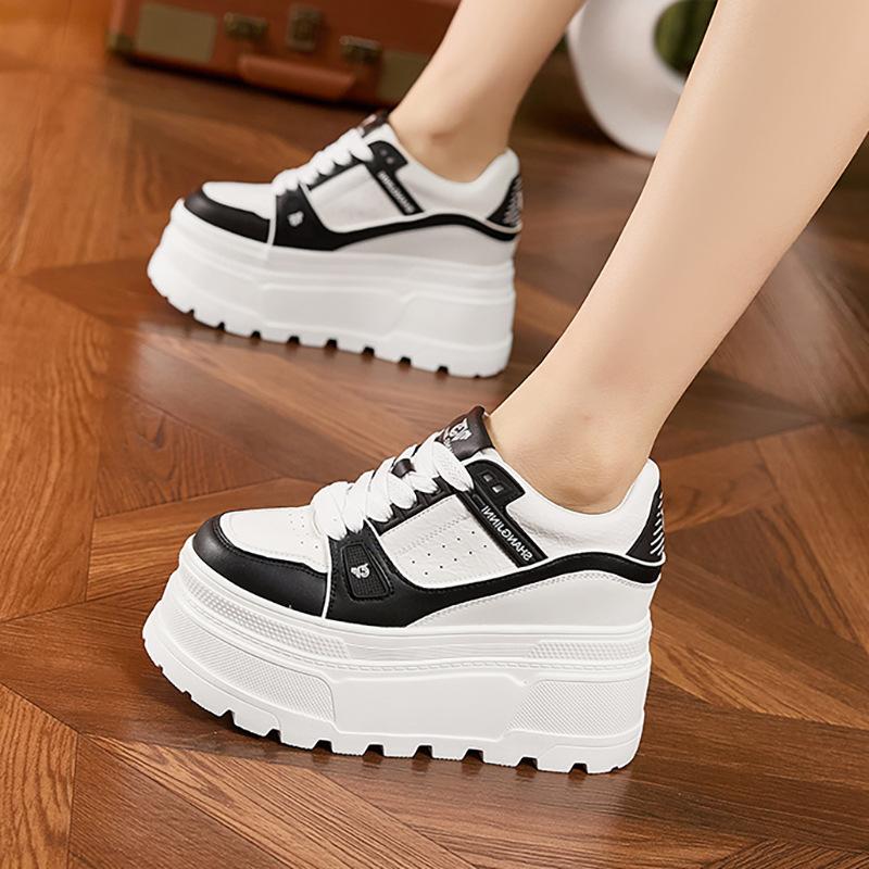 Platform white shoes women's 2025 spring new muffin sole casual shoes fashionable versatile small inner height increase women's shoes
