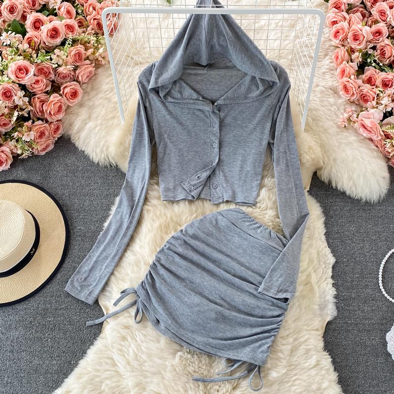 

RUGOD повседневный модный костюм, женский летний короткий свитер с капюшоном, солнцезащитная одежда, брюки-кюлоты на шнурке, комплект из двух предметов