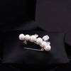 1Pcs Fashion Classic Laddy Exquisite Crystal Clothing Coat Suit Pin Corsages Elegant Women Girls Pearl Pendant Brooch Badges