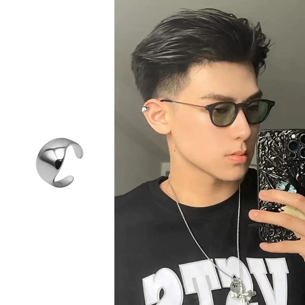 Painless Men's Ear Cuff: Vintage Chic, Niche Design, No Piercing Required