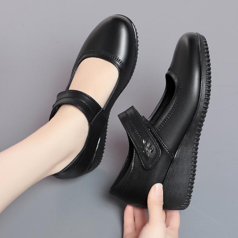 Female Mom Shoes Non-slip Genuine Leather Women's Spring Shoes Casual Large Size Women's Shoes
