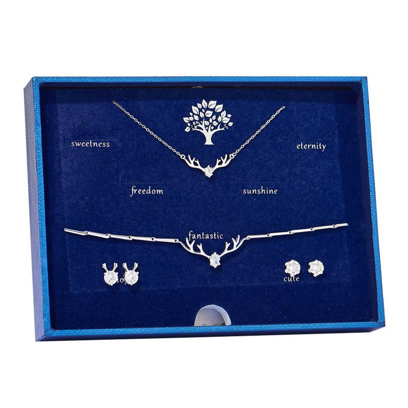 Colier din Argint Sterling 925 și Set Cercei Stud Micul Căprioară – Cadou de Crăciun/Aniversare pentru Fete