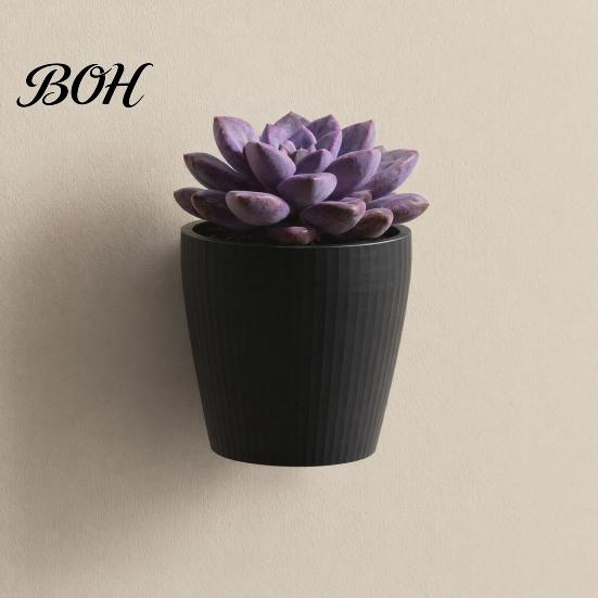 Space-saving Wall Decor 3D Printed Planter, Hanging Indoor Flower Pot for Green Plant Display Succulents, Minimalist Black Holder Home Office Creative