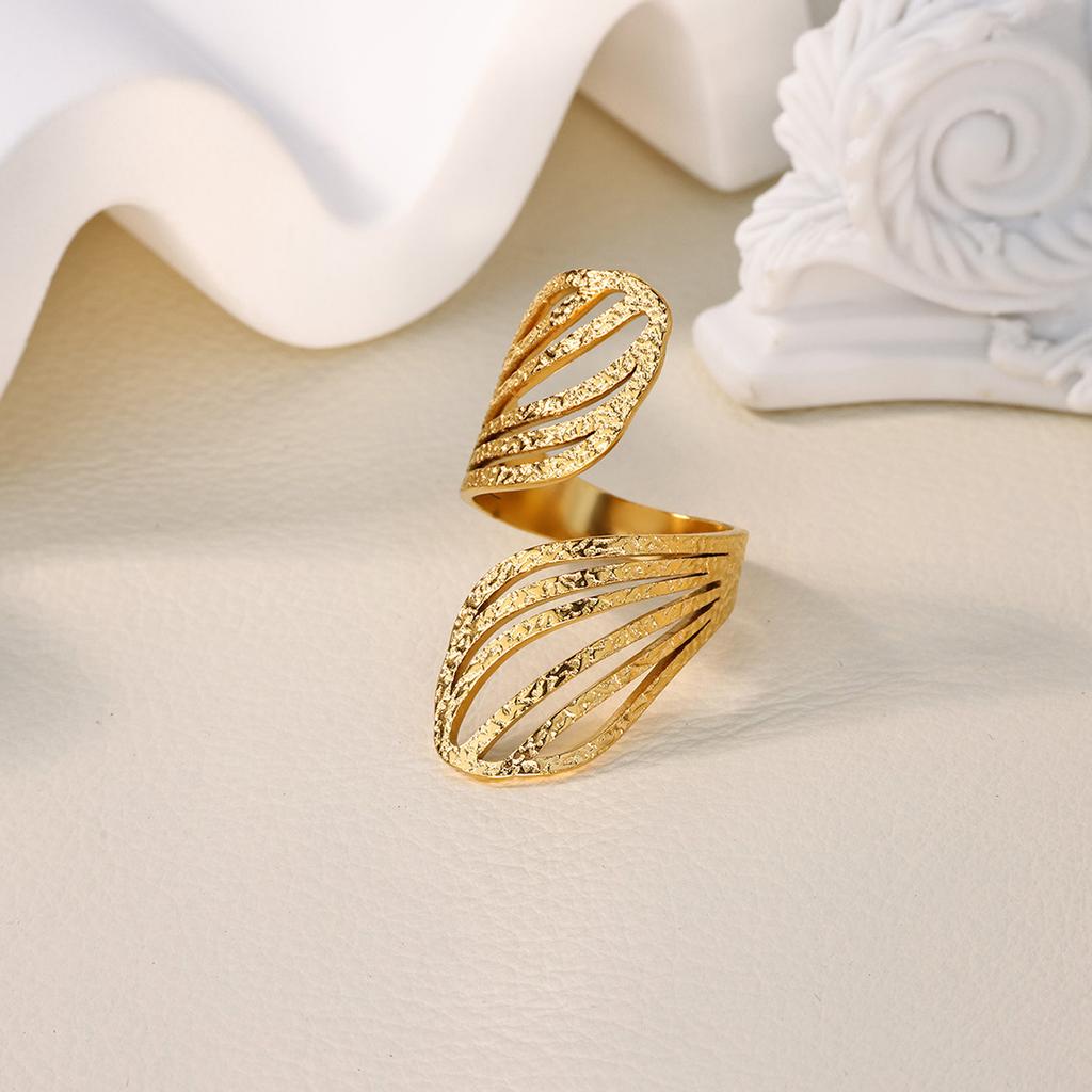 18 K Gold Color Stainless Steel Rings For Women Irregular Hammered Metal Texture Party Anillos Acero Inoxidables Jewelry Gift
