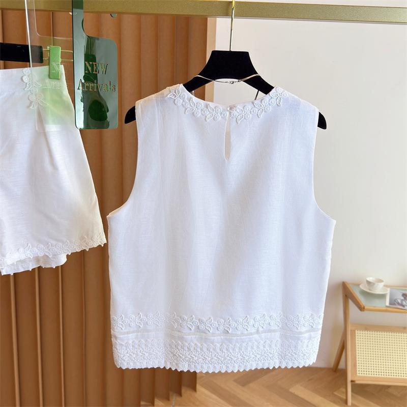 Summer 2025 Women's Chinese Style White Lace Cotton Linen Vest & Shorts Set