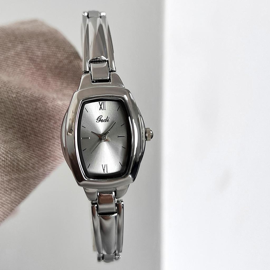 Light Luxury High-End Wine Barrel Type Small Dial Women'S Niche High-Value Retro Quartz Watch