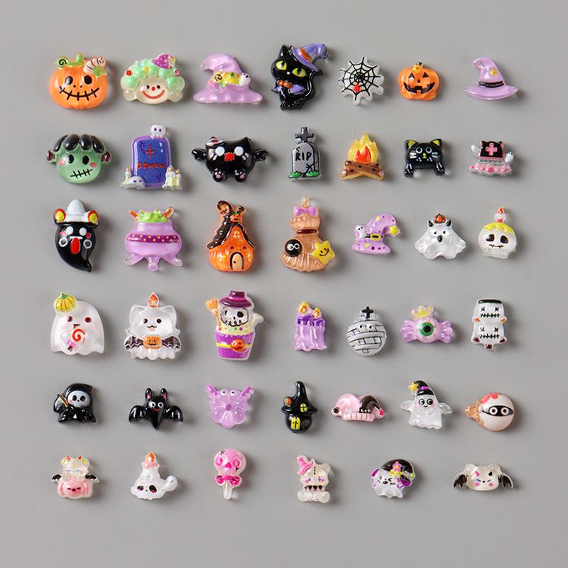 50/100Pcs Kawaii Halloween Nail Charms Cartoon Pumpkin Ghost Cat Mixed Sized Resin Ornaments Cute Spider Web Bat Nail Decor