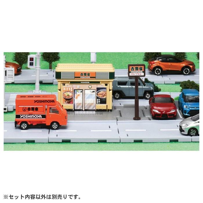 [Takaratomy] Tomica Tomicatown Yoshinoya (with Tomica) Diecast Car Toy 3+