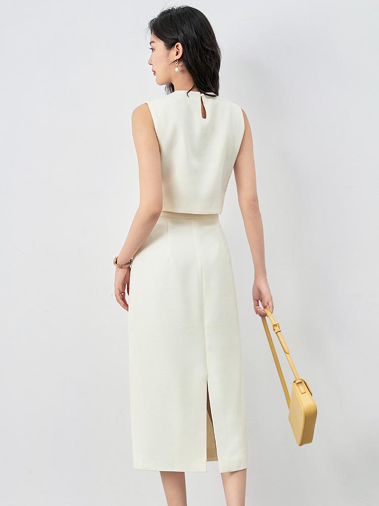 Fashion Pearl Collar Sleeveless Vest & Hip-Hugging Midi Skirt Set
