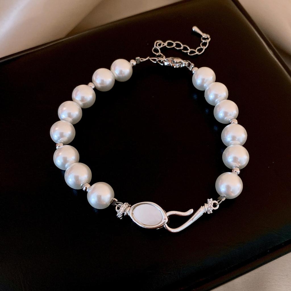 French temperament cold wind zircon star pearl bracelet light luxury bracelet sweet versatile jewelry