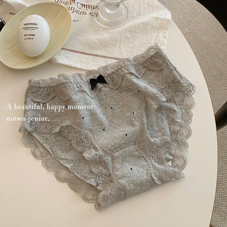 Ladies Spring and Autumn Vintage Lace Bow Pure Cotton Triangle Briefs