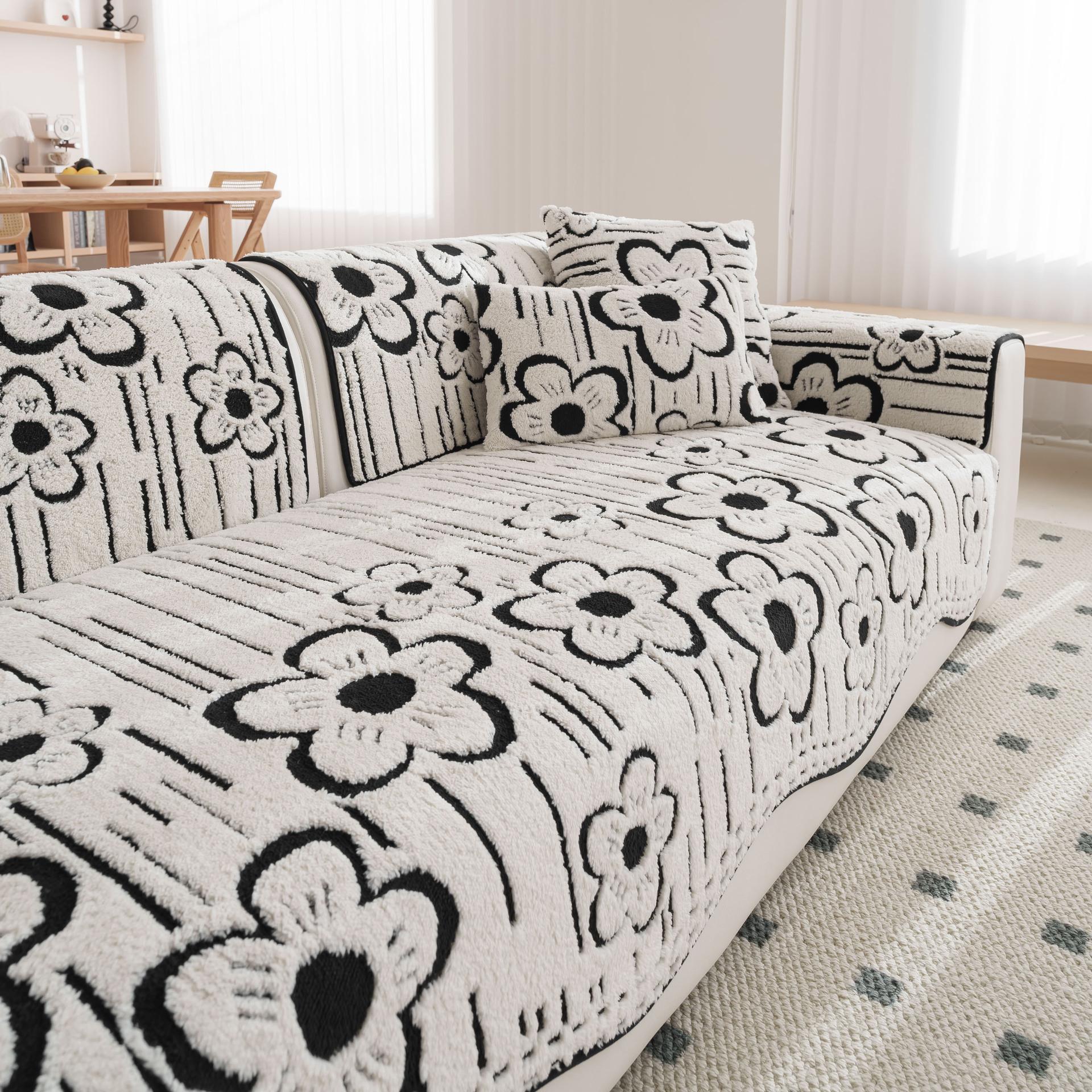 One Piece All Inclusive Sofa Cover Cushion High-end Plush Sofa Cover Fabric Autumn and Winter New Model Not Prone To Pilling 70x70cm