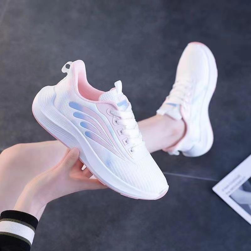 Leichte, atmungsaktive Damen-Mode-Sneaker für Herbst 2023 – Weiß, passender, lässiger Campus-Stil.