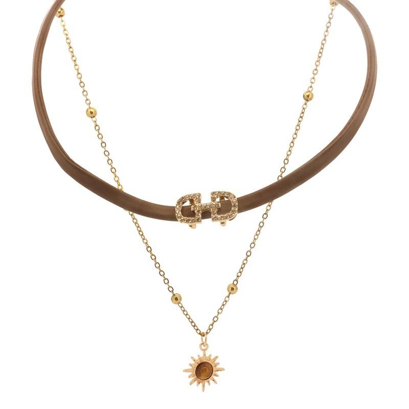 Women's Leather Tiger Eye Layered Necklace - Retro Double-Layer Choker Accessory with High-End Luxury Clavicle Chain.